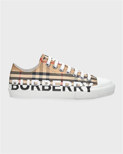 burberry larkhall